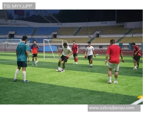 热血球星足球射门挑战赛开启畅享绿茵场上的进球快感